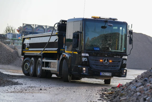 Mercedes-Benz Low-entry truck