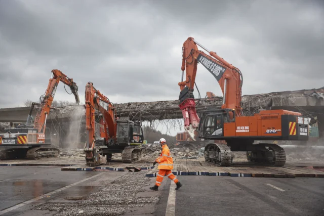 A432 bridge construction reaches milestone