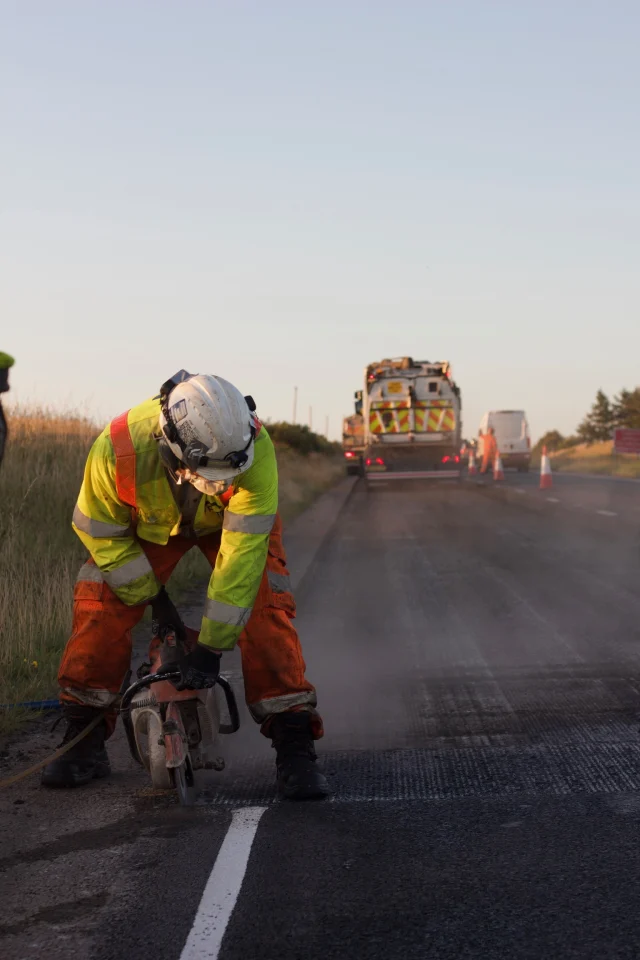 Extensive low carbon resurfacing work completes on the A30